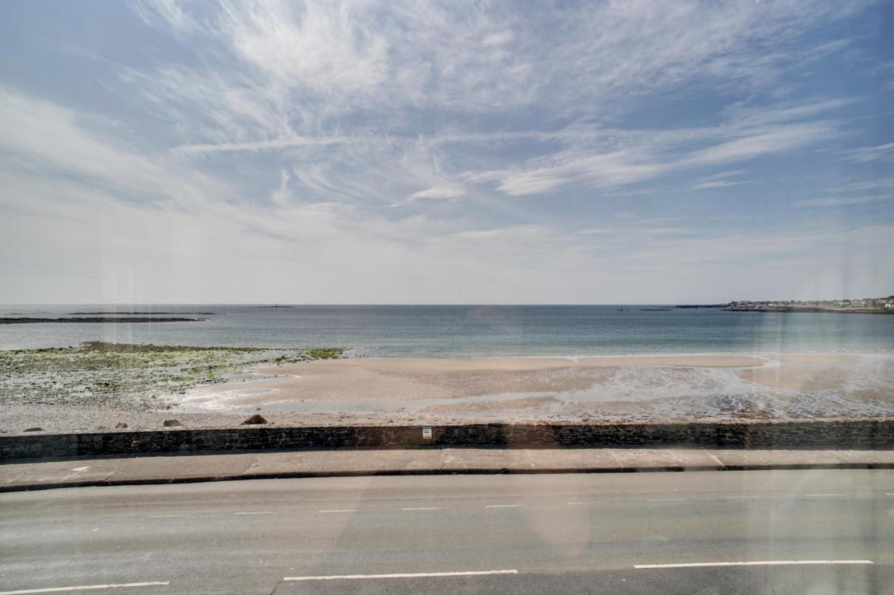 Shore Hotel Port Saint Mary Esterno foto